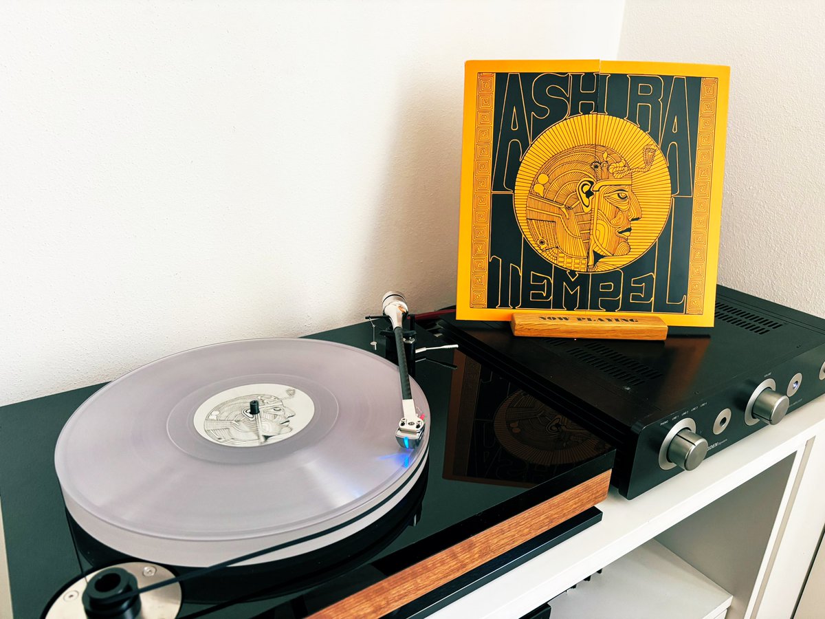 Analogue Experiences tweet media