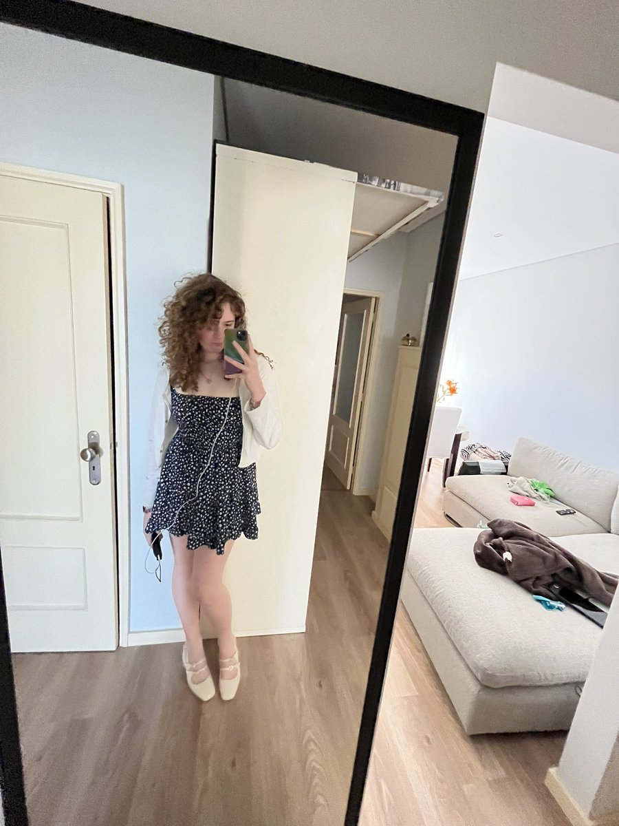 Holy ENHYPEN IS 7 tweet media