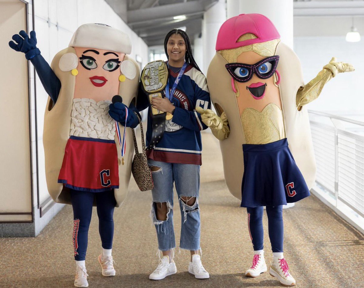 Guardians Hot Dogs tweet media