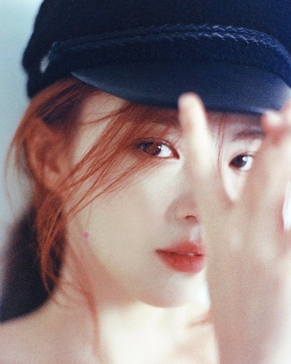 ؘIsolde. tweet media