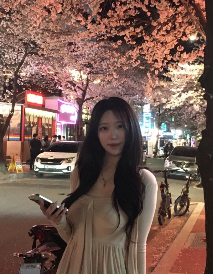 하3 tweet media