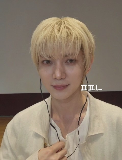 포포니 tweet media