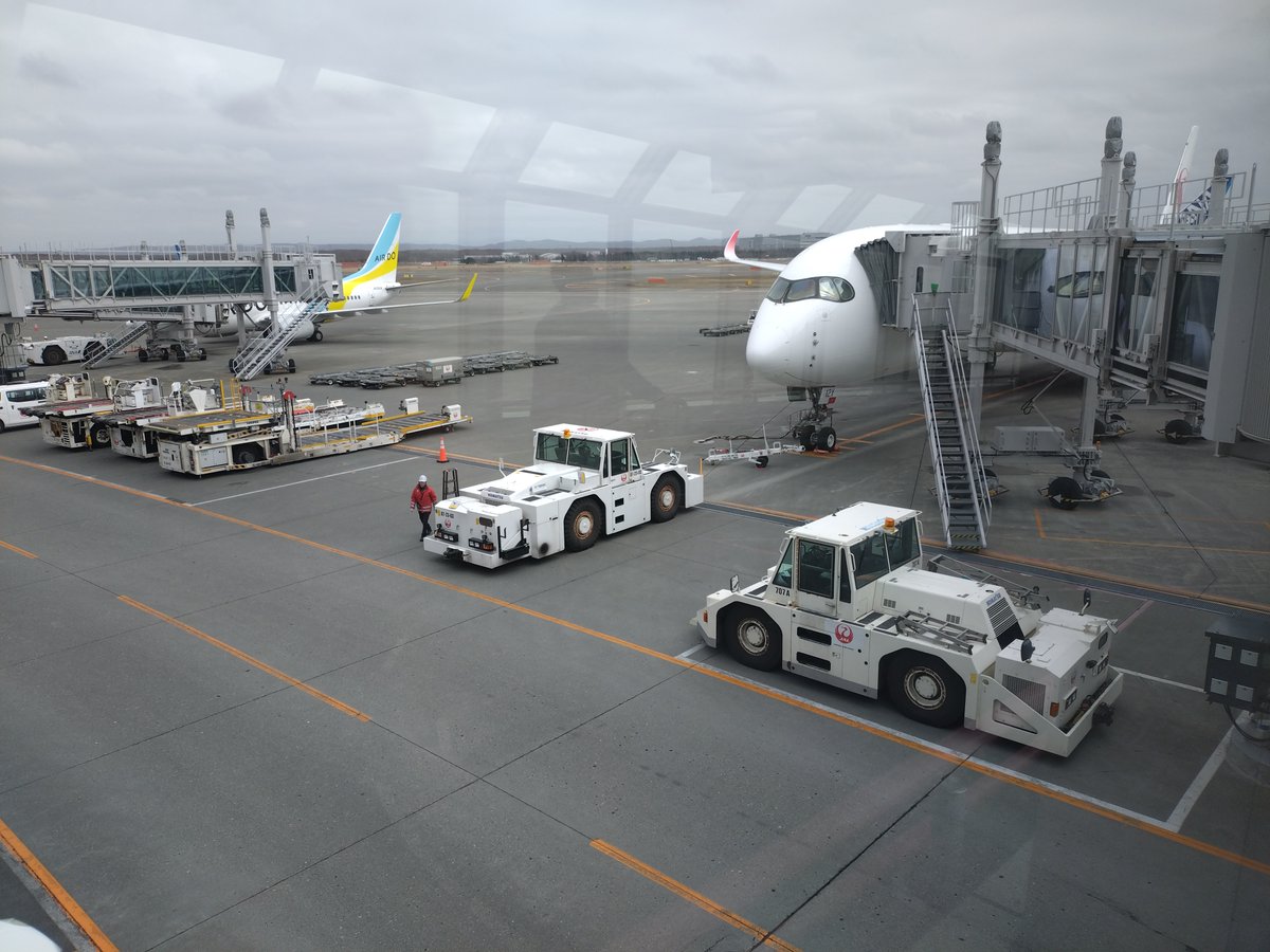 札ムロ tweet media