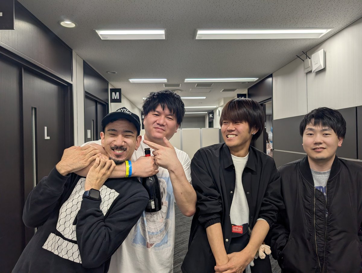 taiki7659's tweet photo. 白咲つむぎ卒業公演ありがとうございました！
最初にハマったのがワッツさーくるで最後もワッツさーくるで良かったです！今まで仲良くしてくれたオタクもありがとう！ https://t.co/W0YKWxNTKj