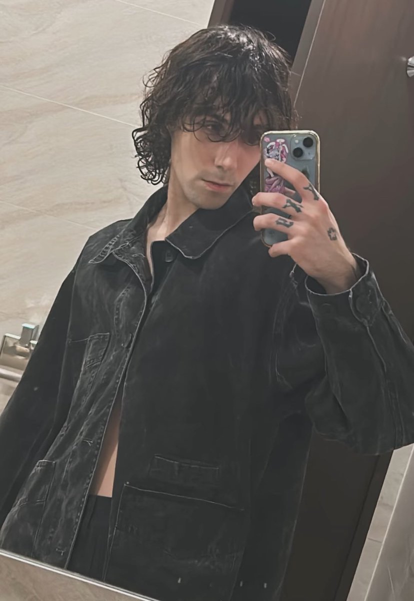 Sol1XD ✶ tweet media