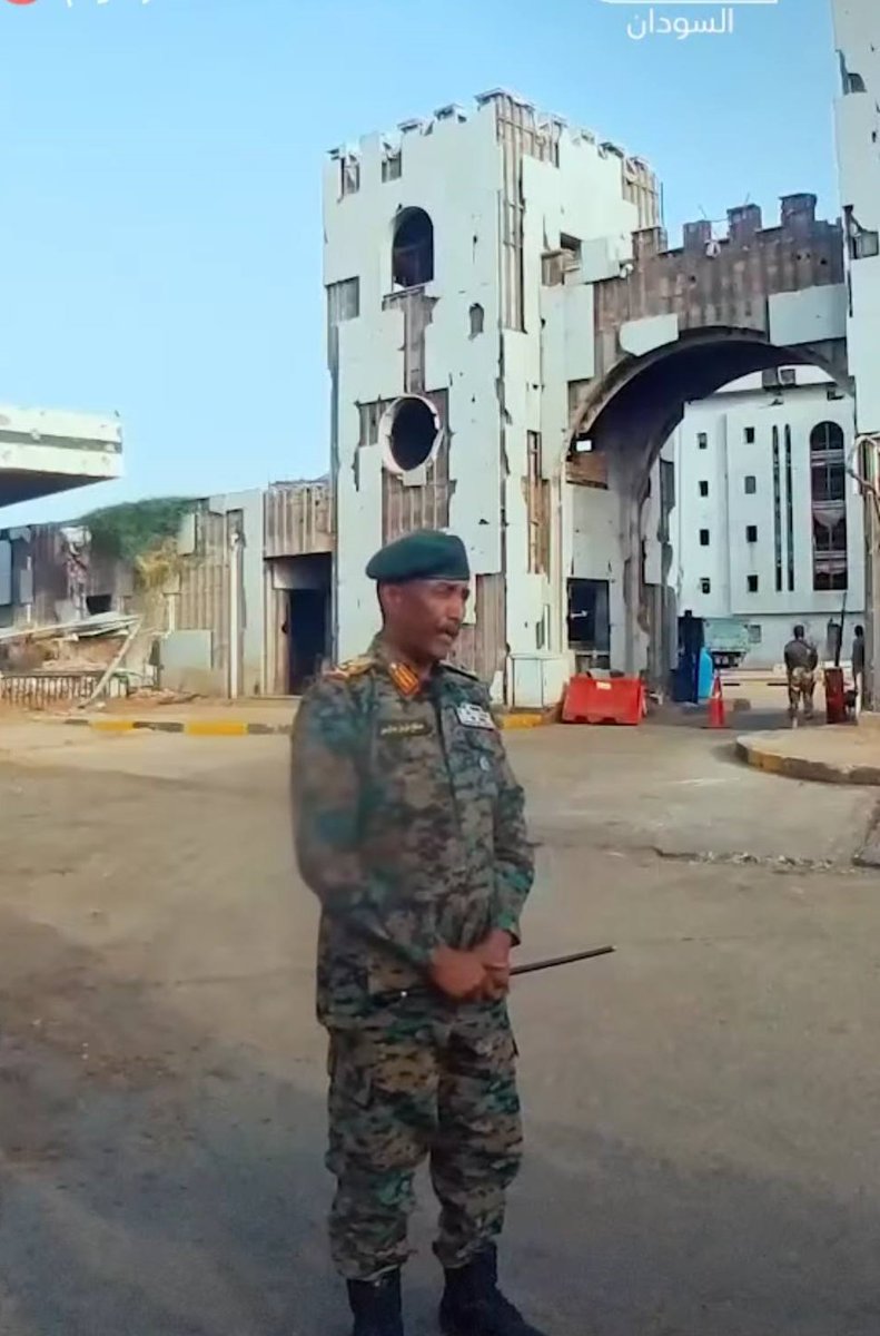 الفرق بين الدولة (أثيوبيا) وشبه الزريبة (السودان)
 الفرق بين الحكم المدني والحكم العسكري.

#6_أبريل #السادس_من_أبريل 
#الزريبة  
#البلابسة_أعداء_الوطن 
#الحركة_الإسلامية_تنظيم_إرهابي