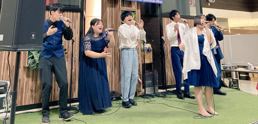 ✧• ─────────────── •✧
【㊗️ 結成4周年&amp;重大なお知らせ】
お久しぶりです🌸
4/6で私たち鏡花水月は結成4周年を迎えました🎉🎉
そして、私たちは
「外部のイベントやオンラインでの動画作成などの活動を復帰」
することになりました🌙
✧• ─────────────── •✧