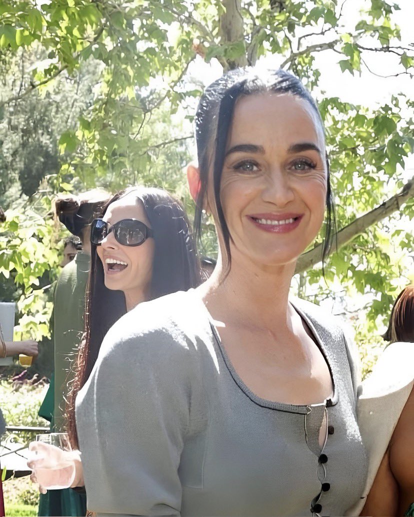 LADY GAGA tweet media