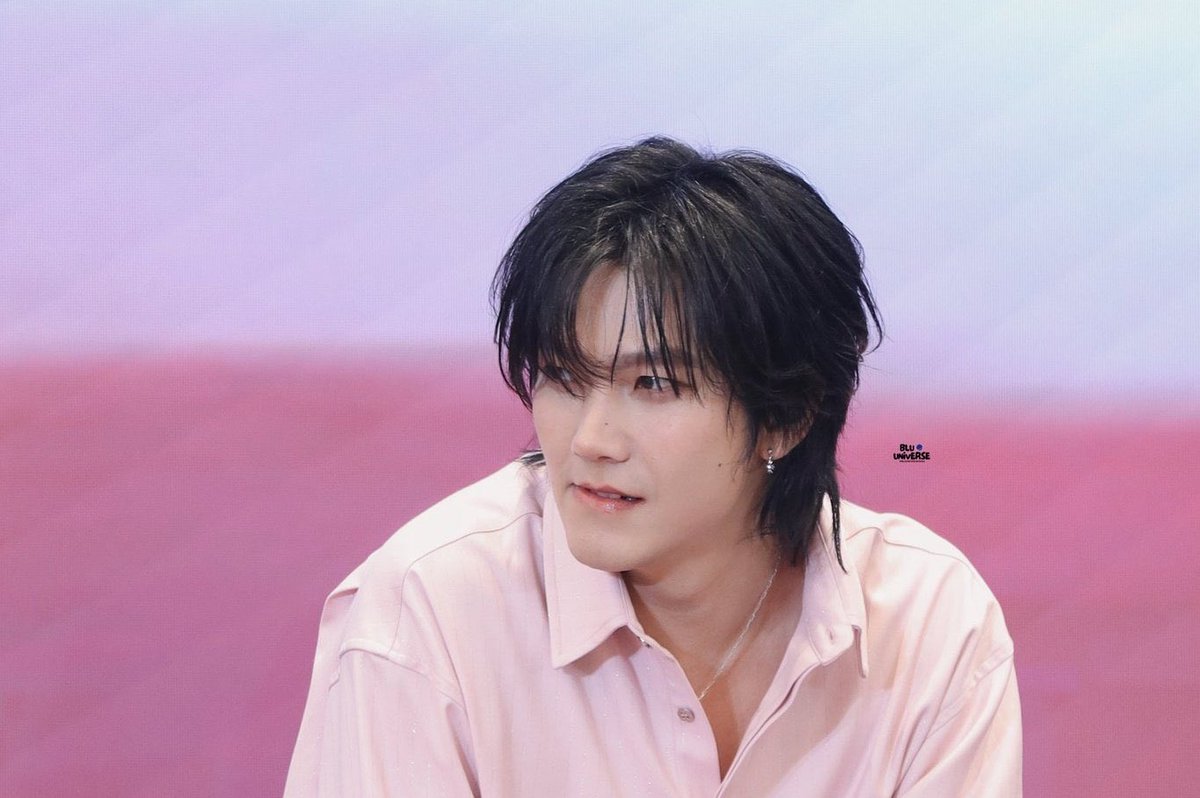 Vlada 💙 tweet media