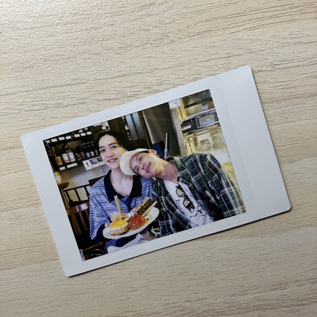;🎄รับปริ้นโพลารอยด์ tweet media