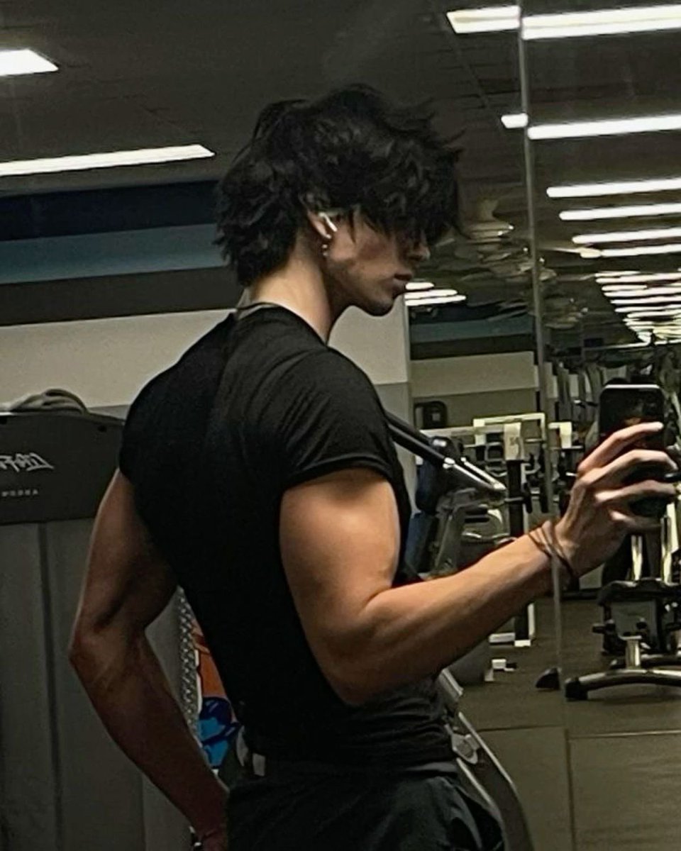 stfuMarksito. 🖤 tweet media