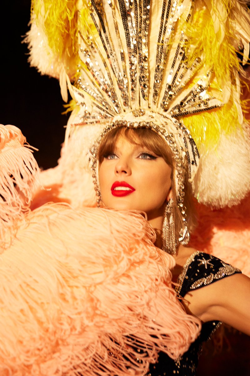 UpdateCharts tweet media