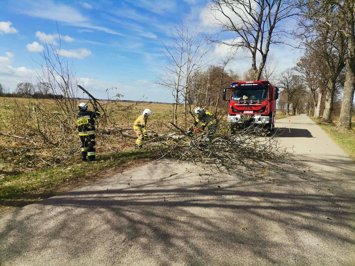 KOMENDA POWIATOWA PSP w BRANIEWIE tweet media