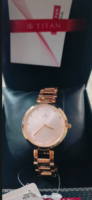 anonymous_mee17's tweet image. Got something called #TITAN 

Abb fitting karwani padegi 
#Analogwatch #Myntra