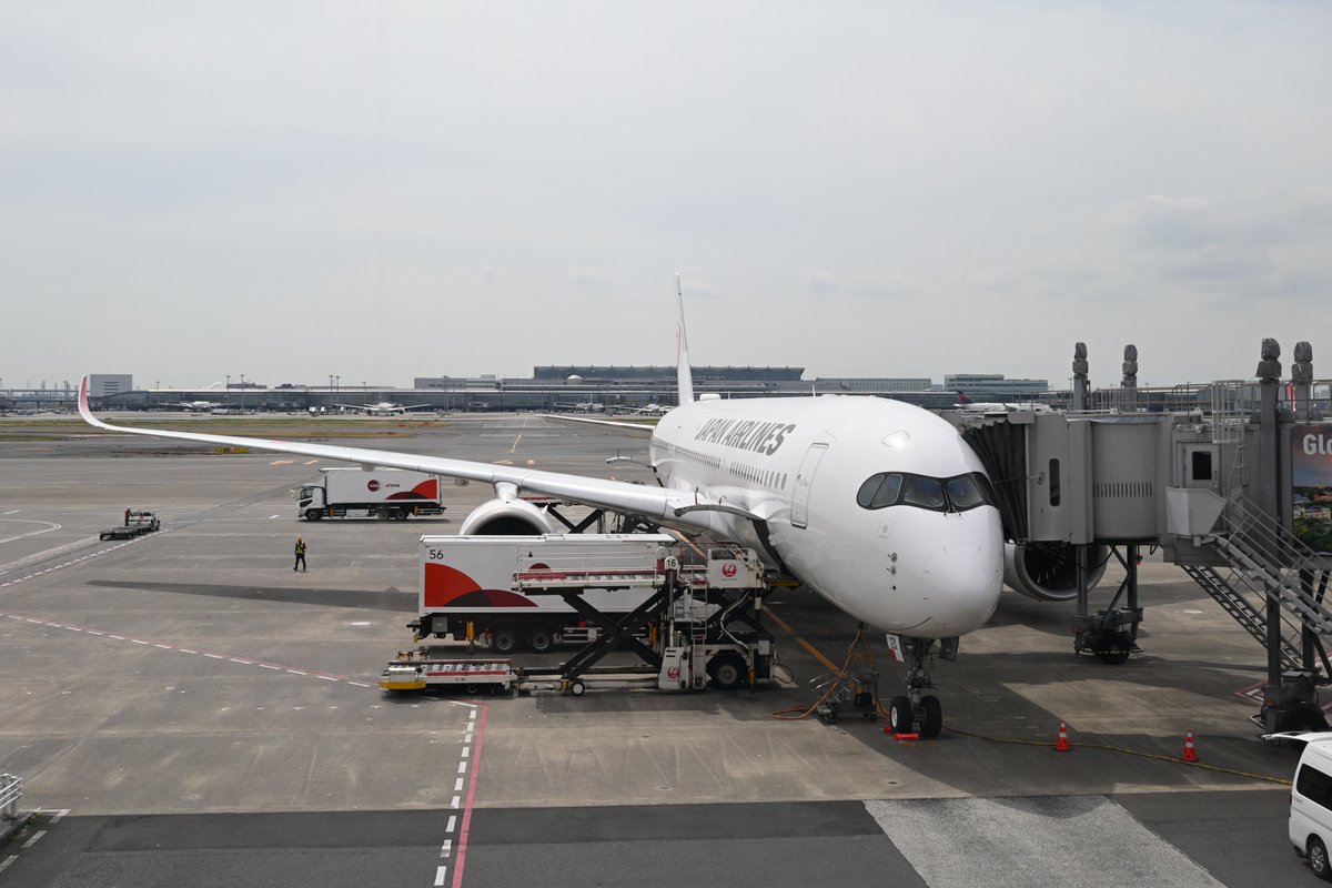 札ムロ tweet media