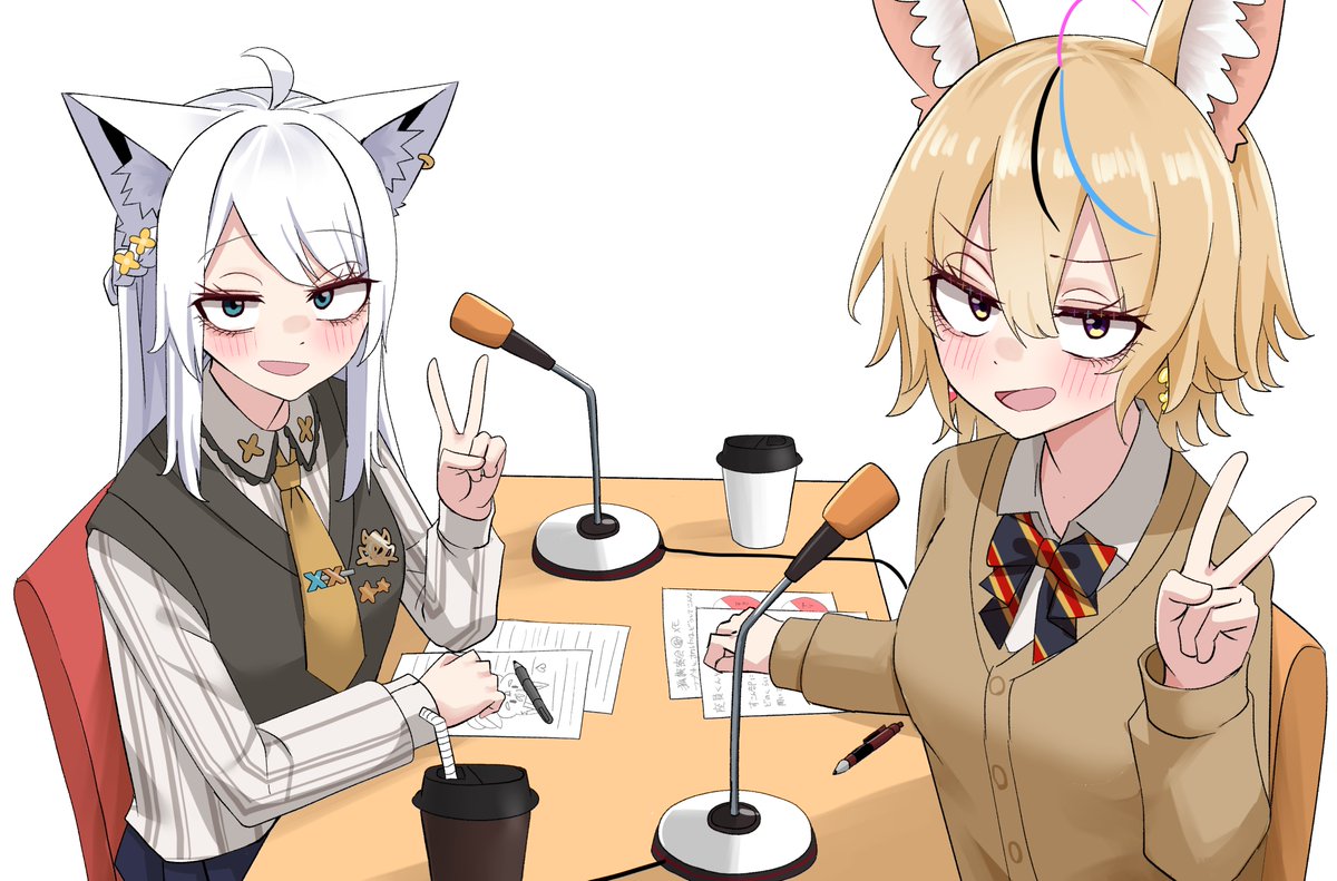 minaduki223's tweet photo. 毎回楽しみ狐族密会！
#絵フブキ #絵まる #狐族密会 https://t.co/YHOZjVL7tK