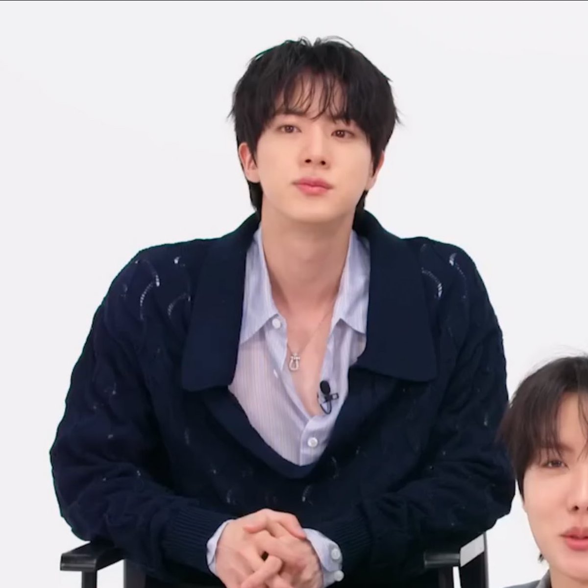 ❄️𝕊ⓝⓞ𝕎𝕄ⓞⓞℕ🌜🩷BTS comeback🎶🔮 tweet media
