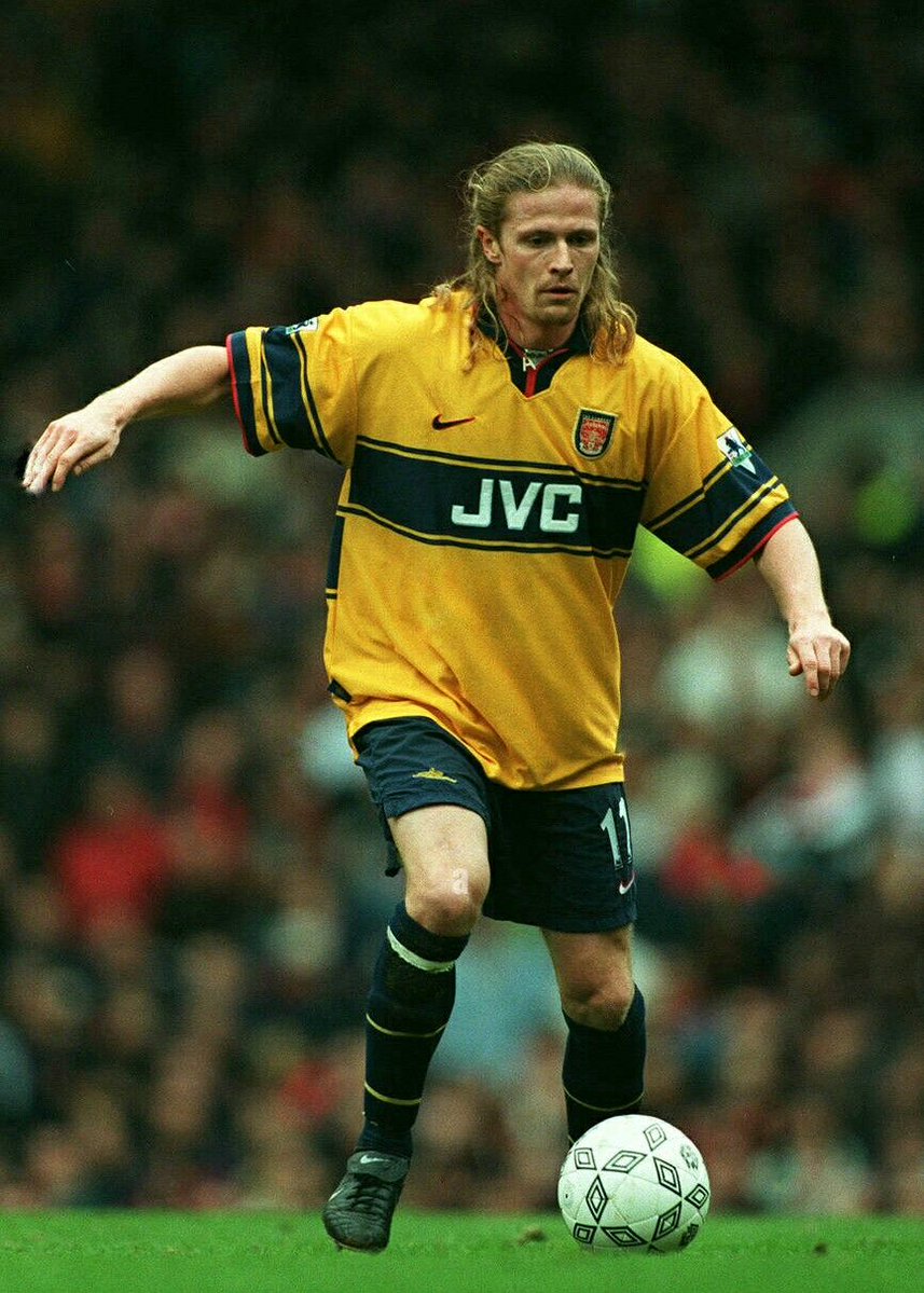 90s Football tweet media