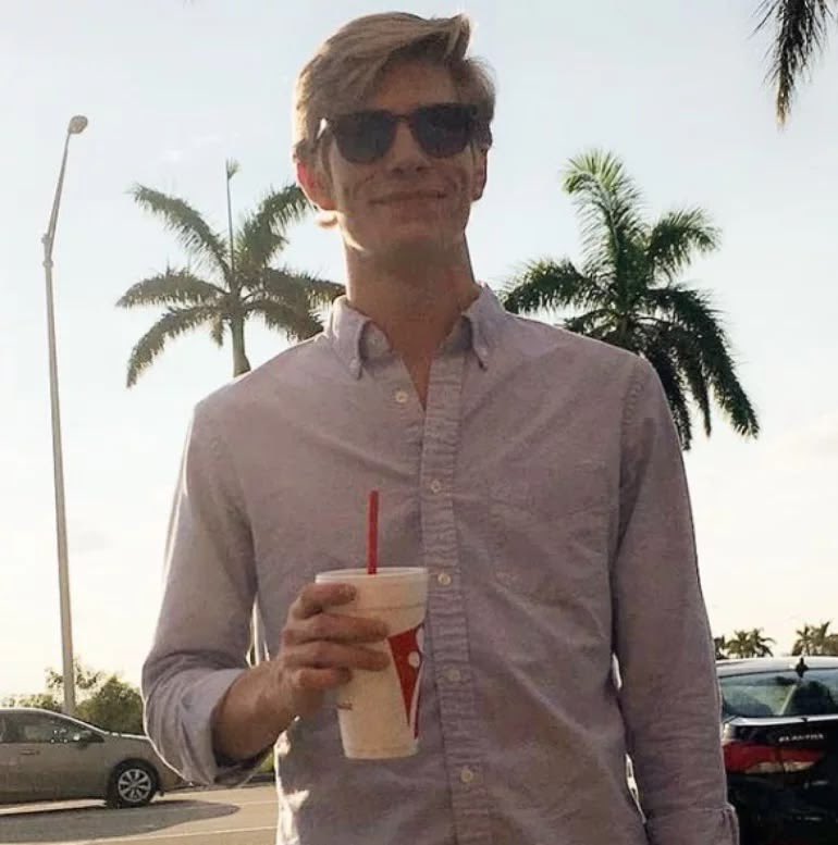 Alexander 𖤓 Nietzschean Vitalist tweet media