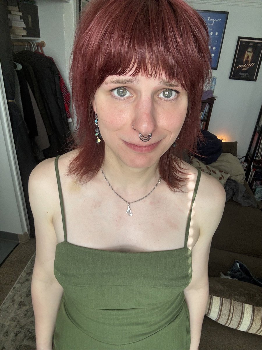 TheAllergyGirl 💜 tweet media