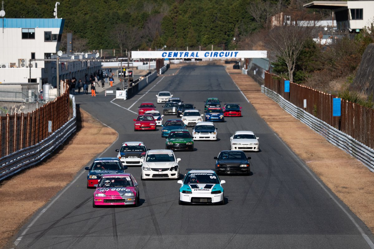 ゼロファイターオートカスタム5/16セントラルサーキットRd.2ホンダワンメイクチャンピオンカップ tweet media