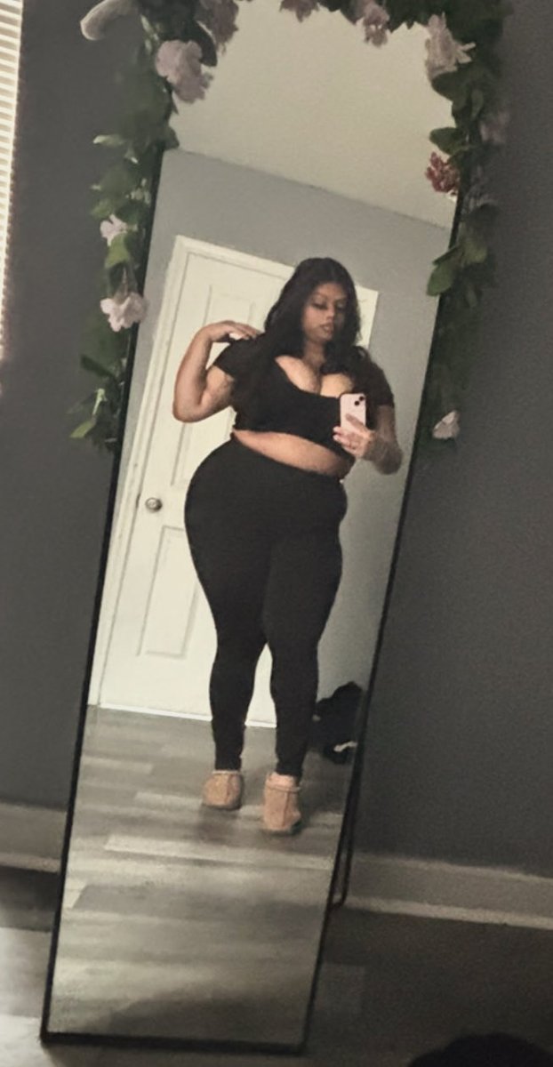 Domimami6999's tweet photo. Meets in Virginia BEACH
Nj/philly-4/15
25% off content
Calls ,meet ups, content, sexting availableeee
 #BUYINGCONTENT #sellingcontent #meetupseverybody  #nudes #nsfw #leak #nsfwtwt #leaks #of #onlyfans #horny #slut #selling #sellingcontent #buying #buyingcontent https://t.co/oBYbmtI632