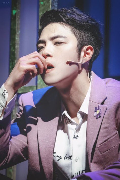 실제로 다닌 까를로스가 있긴 함