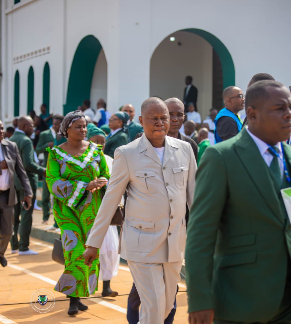 Leon KAKESE tweet media