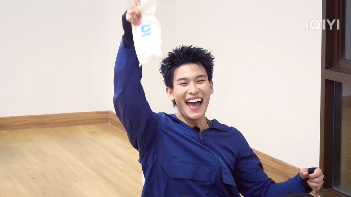 บะดุ๋ย เป็นกระต่ายป่า🐇 tweet media