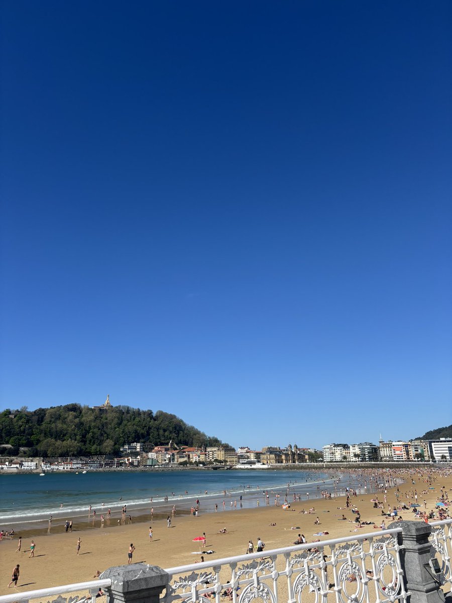 nostalgique44's tweet photo. En San Sebastián
Y mañana al Bernabeu… https://t.co/WMrhB9ueyz