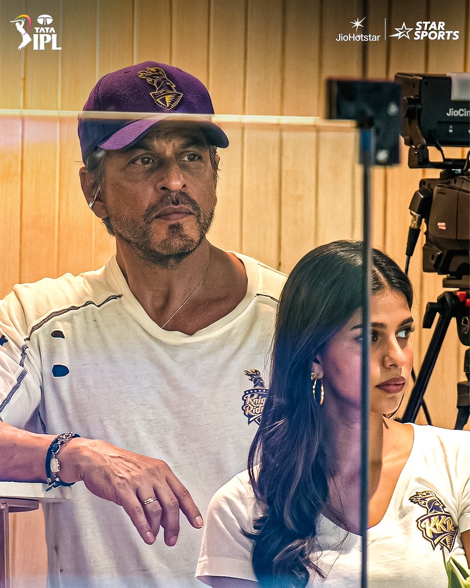 What a frame!

<a href="/iamsrk/">Shah Rukh Khan</a> <a href="/KKRiders/">KolkataKnightRiders</a>

King and Princess in one frame, captured at Eden Gardens supporting KKR 💜 

#ShahRukhKhan #SuhanaKhan #SRK #IPL2026 #TeamShahRukhKhan