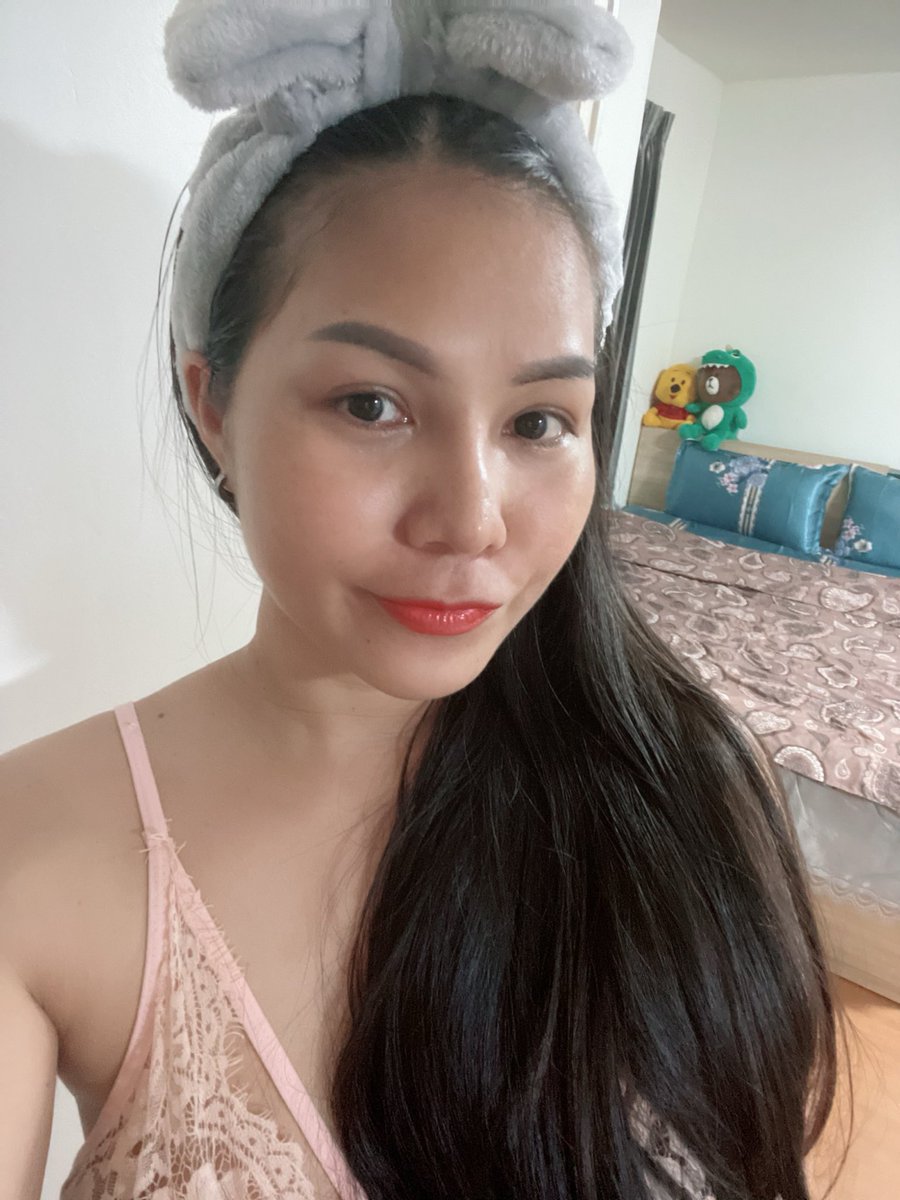 น้องบี สะพานแดง tweet media