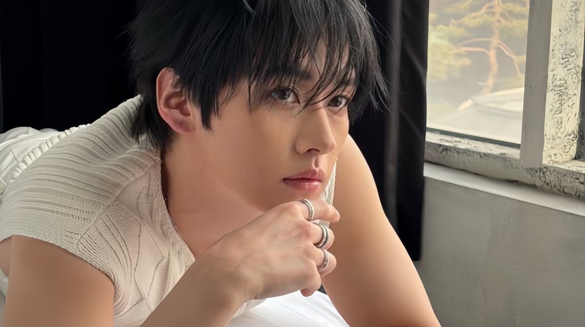 hwngluvvie's tweet photo. #hyunho mini au | Como Se Fosse A Primeira Vez

Onde Hyunjin passou cinco anos amando a pessoa errada.

ou

Onde Minho estava decidido a mostrar como se ama de verdade.

Duas almas conectadas por um acaso e cinco encontros como se fossem os primeiros. https://t.co/mhk9O1yMwz