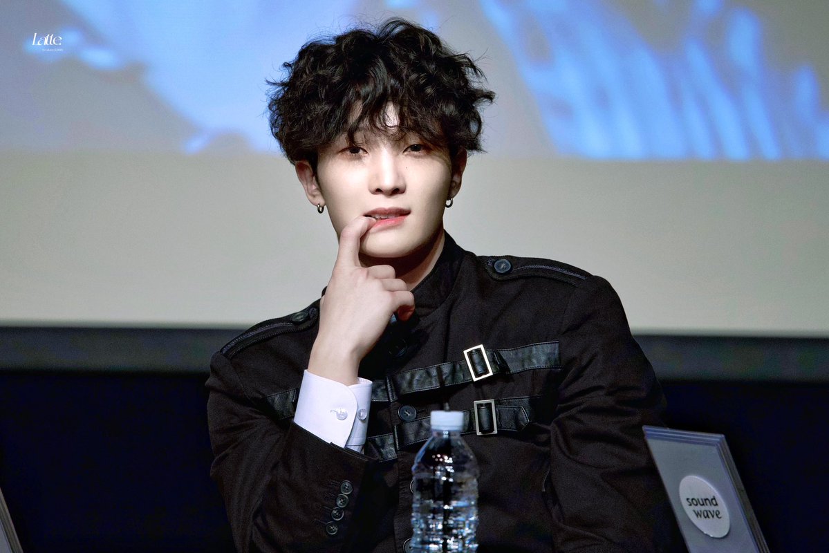 ︎︎♥ 𝐻𝐴𝑃𝑃𝑌 𝑆𝑈𝑀𝐼𝑁 𝐷𝐴𝑌 ♥

#4ever수민

#HAPPY_SUMIN_DAY
#수민 #싸이커스 #SUMIN #xikers #최수민