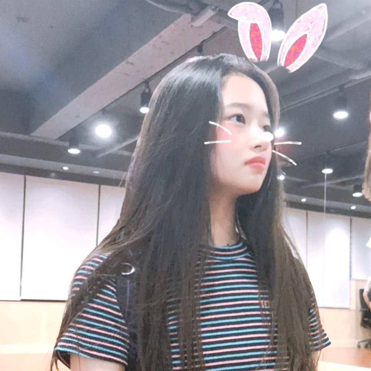 보조개 tweet media