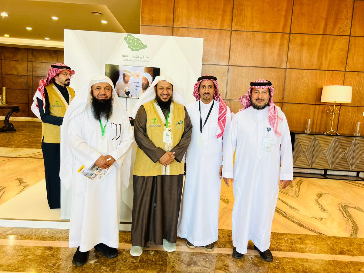 يوسف محمد العنزي tweet media