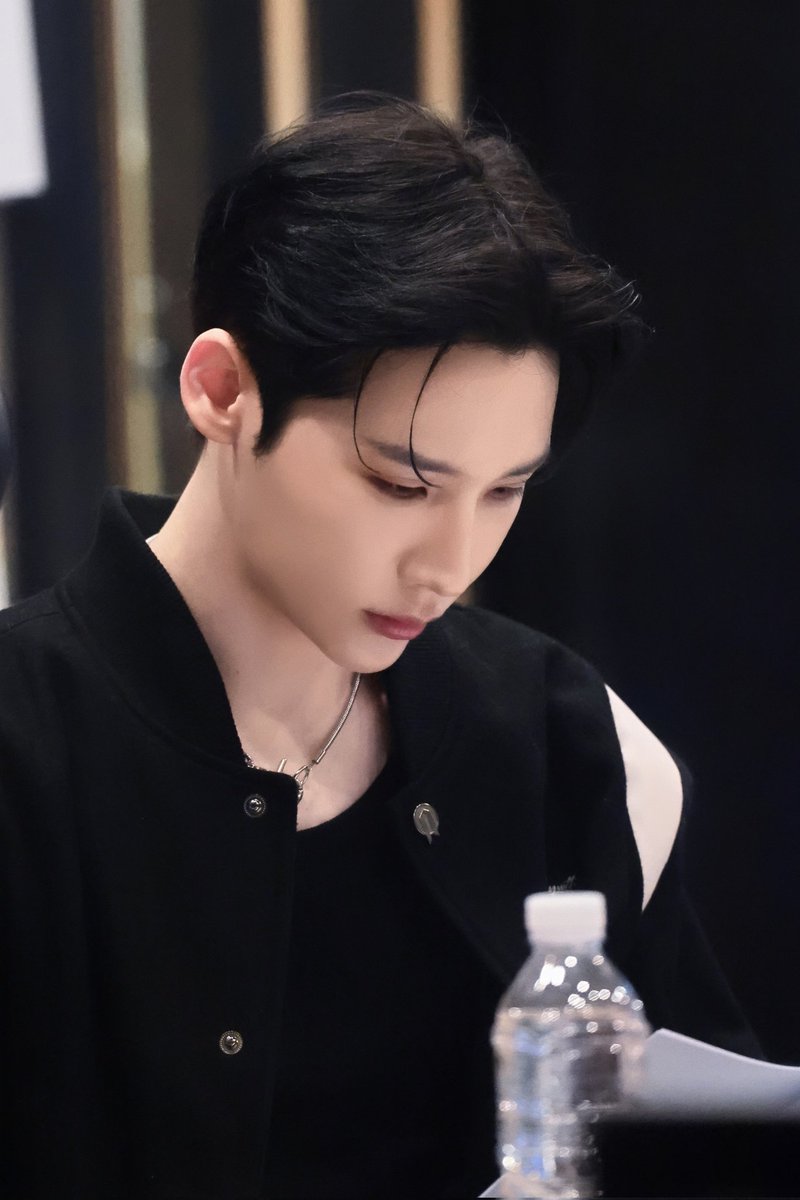 forwoong tweet media