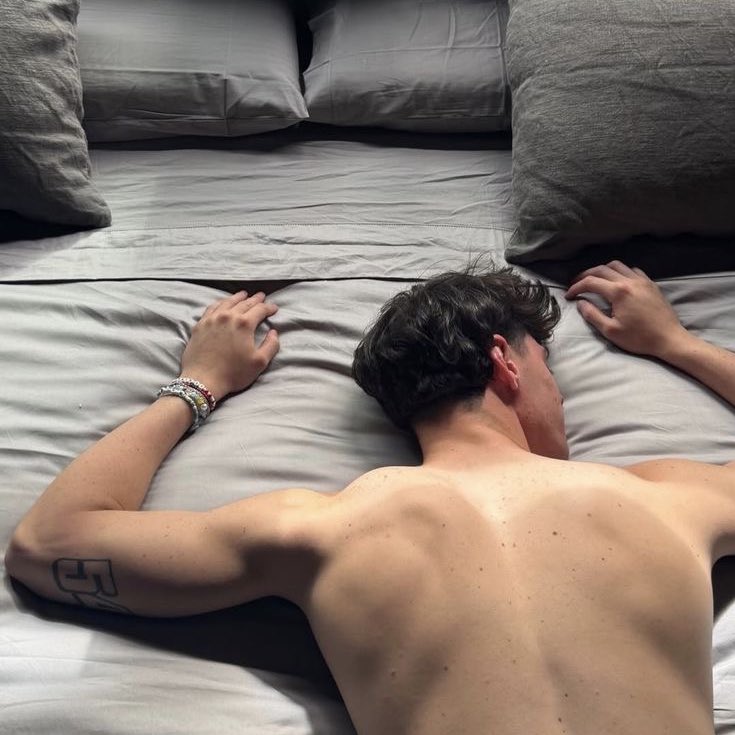 ₉₃ kaia ⁵⁴ tweet media