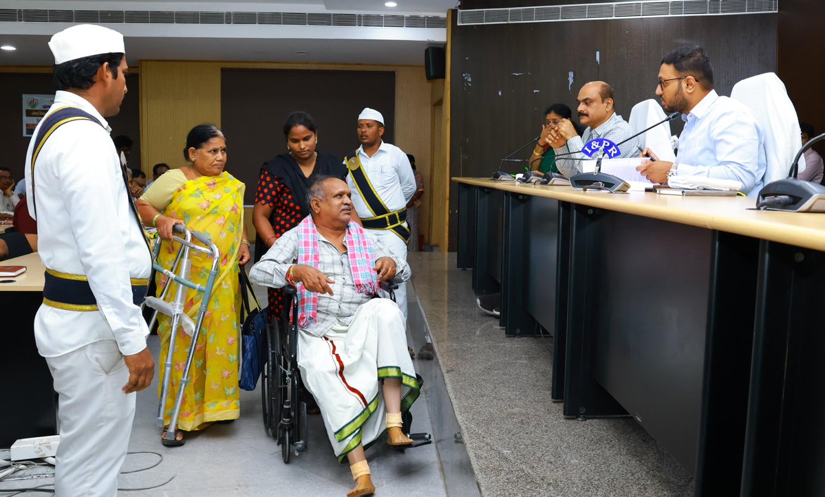 Collector Suryapet District tweet media