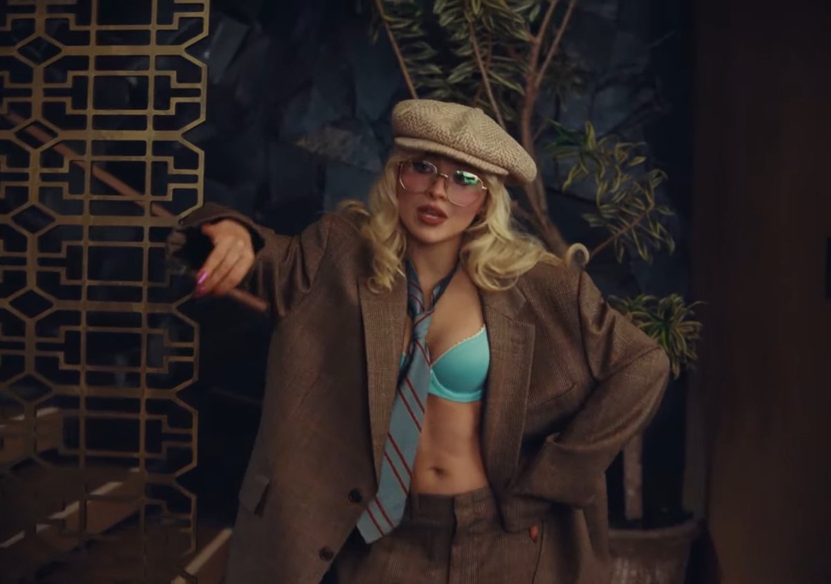 Updates Sabrina Brasil 🐾 tweet media