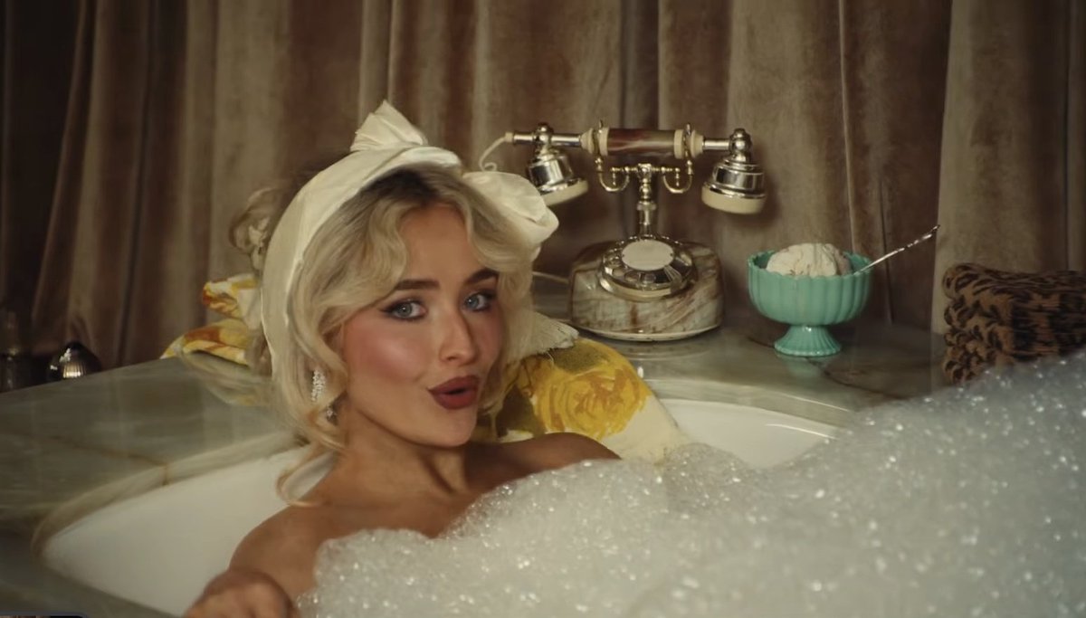 Sabrina Carpenter Brasil | fan account tweet media