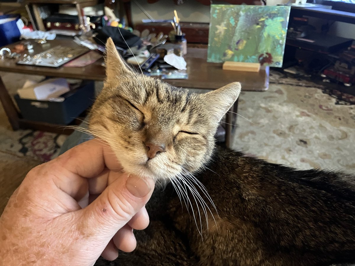 TheDapperistZombieART tweet media