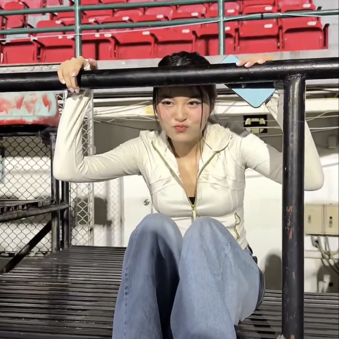 ม๋าาาาาามิ้รร tweet media