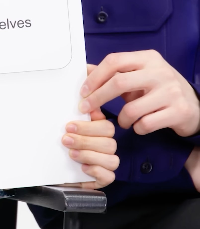 深深with hobi till the end 🐿️🎀 tweet media