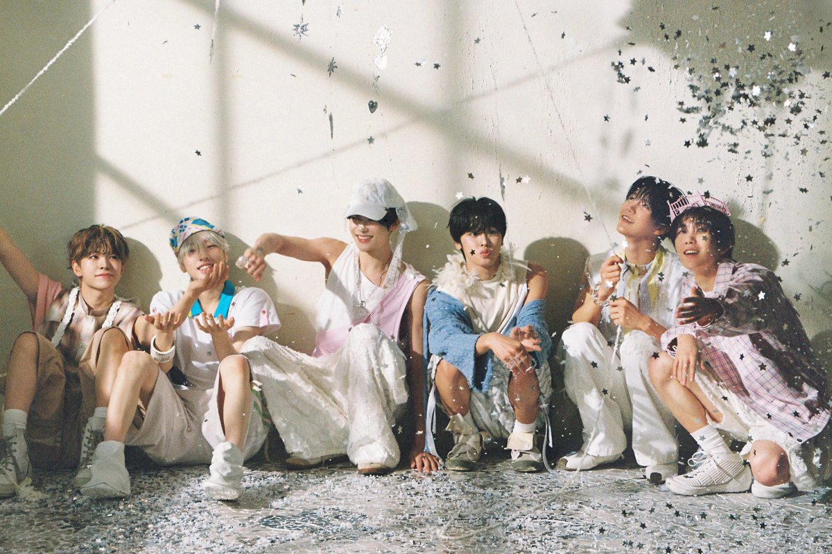 ash ❇️🪽 tweet media