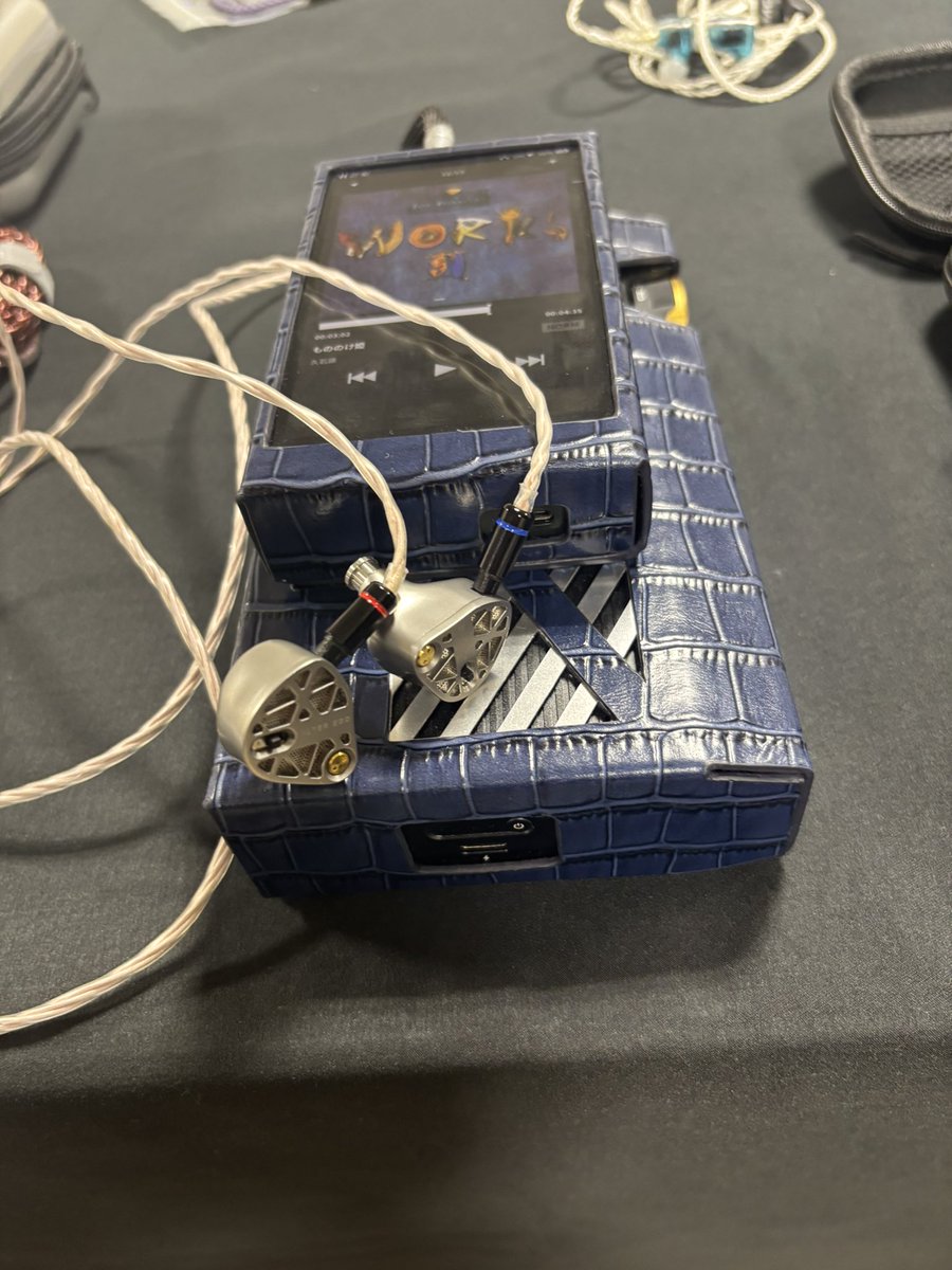 ちらぶれら tweet media