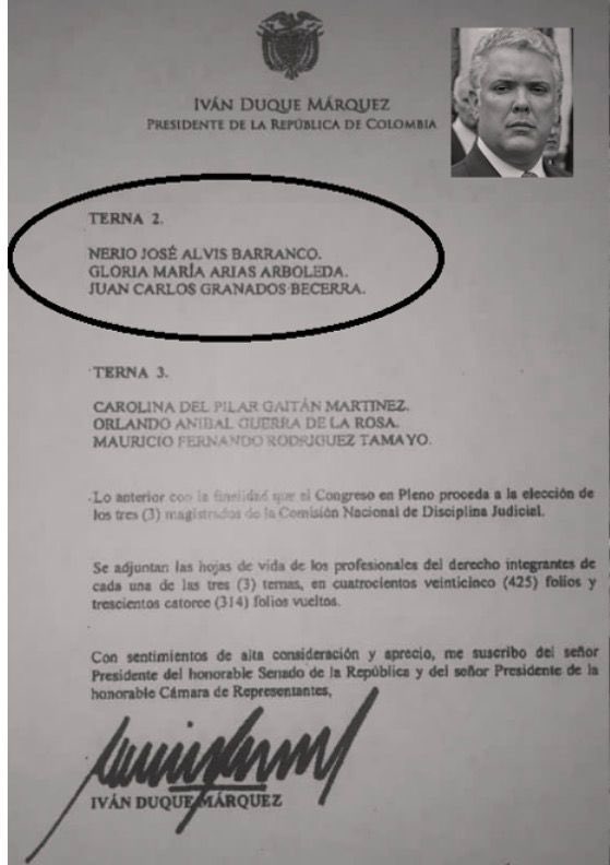 Miren esta joyita del gobierno anterior! Resulta que Iván Duque ternó a la abogada de nada más y nada menos que de Diego Marín, alias papá pitufo, para la Comisión de Disciplina Judicial. Y aparte de eso echó al director de la policía de aduanas, porque se estaba descubriendo