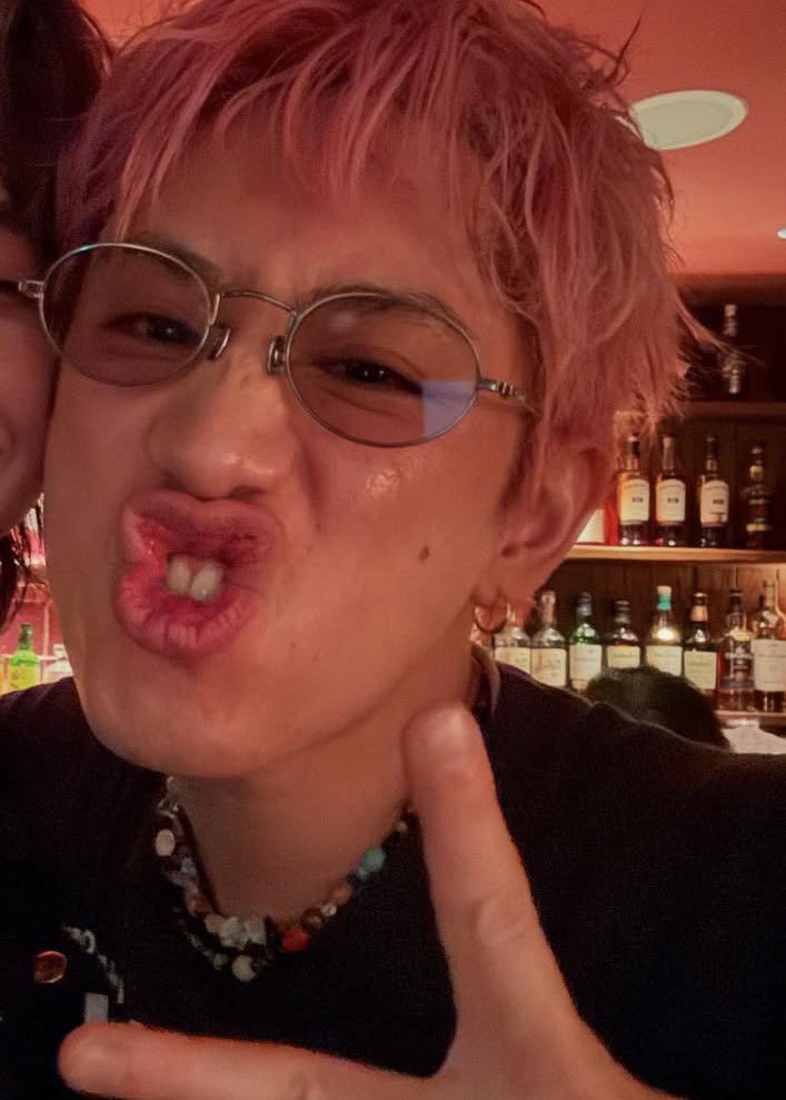 타카 입술 볼때마다 이거 생각남