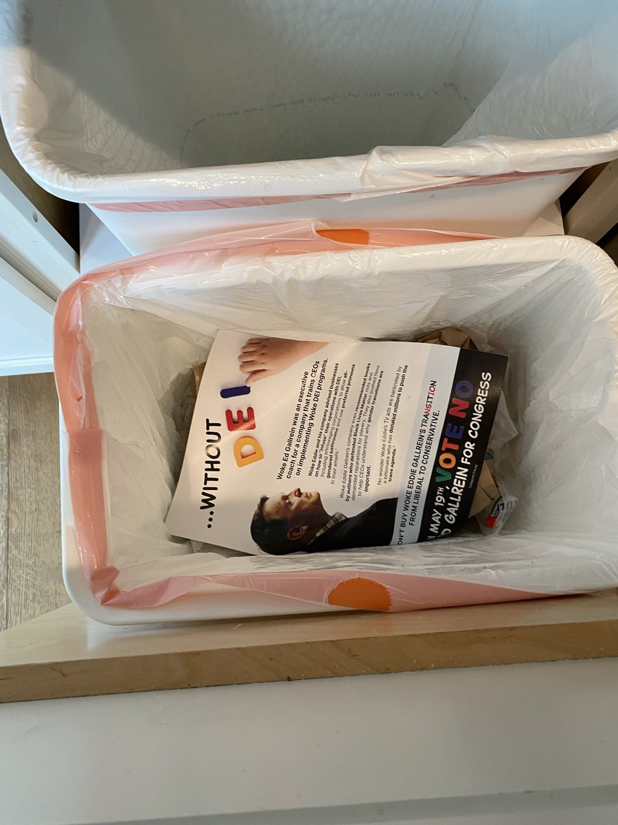 Right Wing Cigar King tweet media