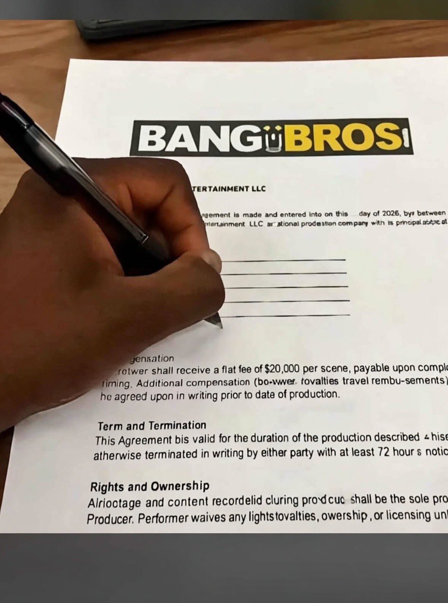 Auraa😈 tweet media